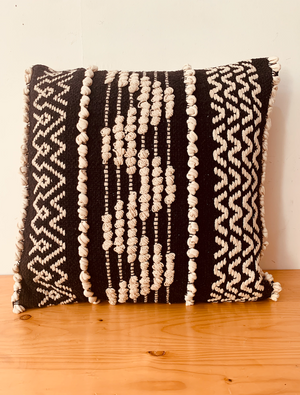 Textured knotted zig zag design cushion cover  45*45