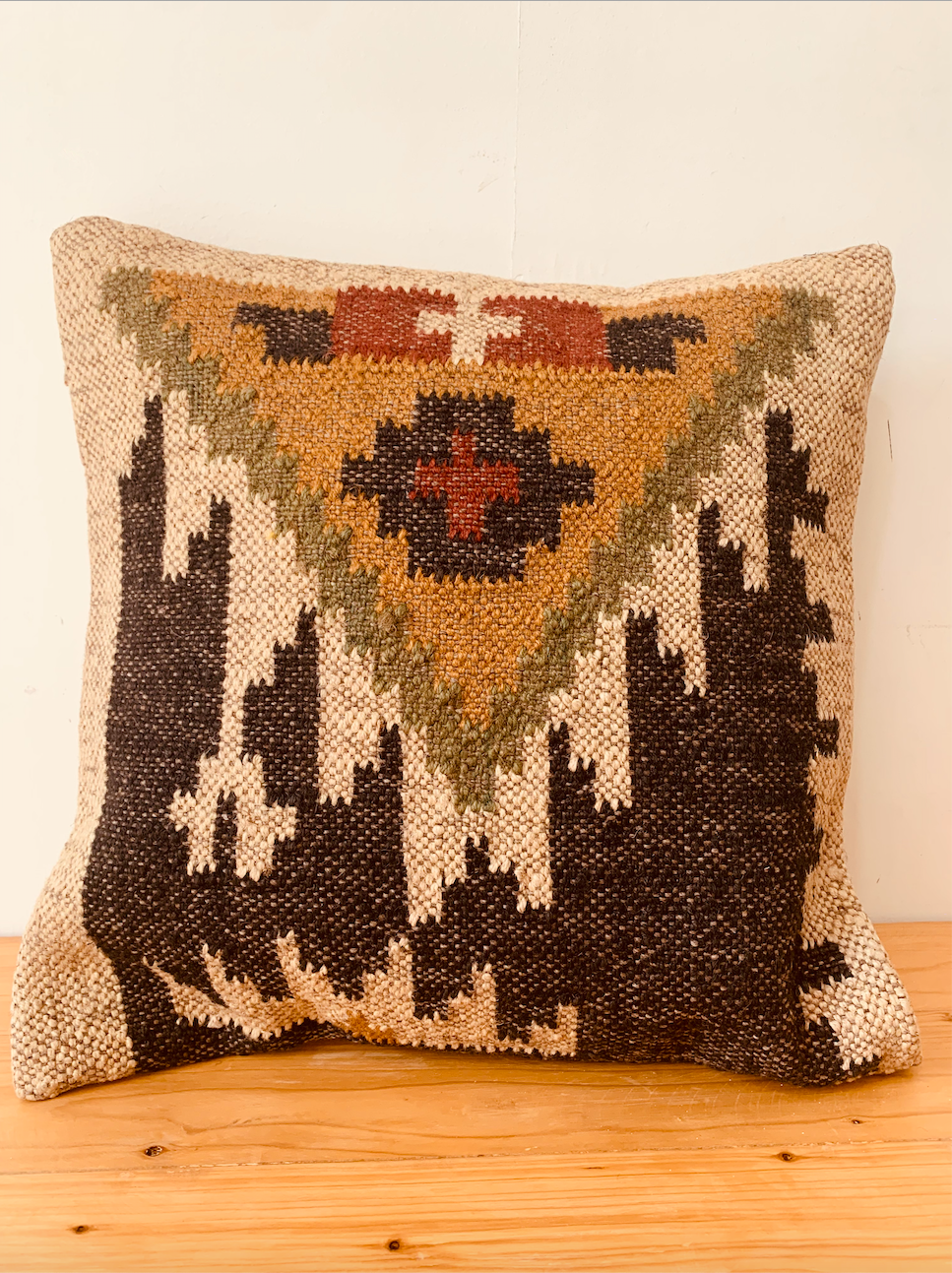 Black ochre Wool jute Motif pattern cushion cover  45 * 45 cm