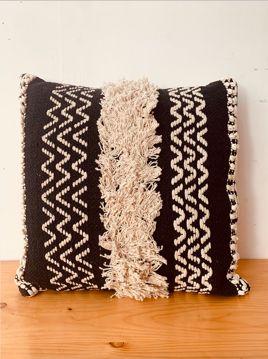 Textured stripe design cushion cover  45*45