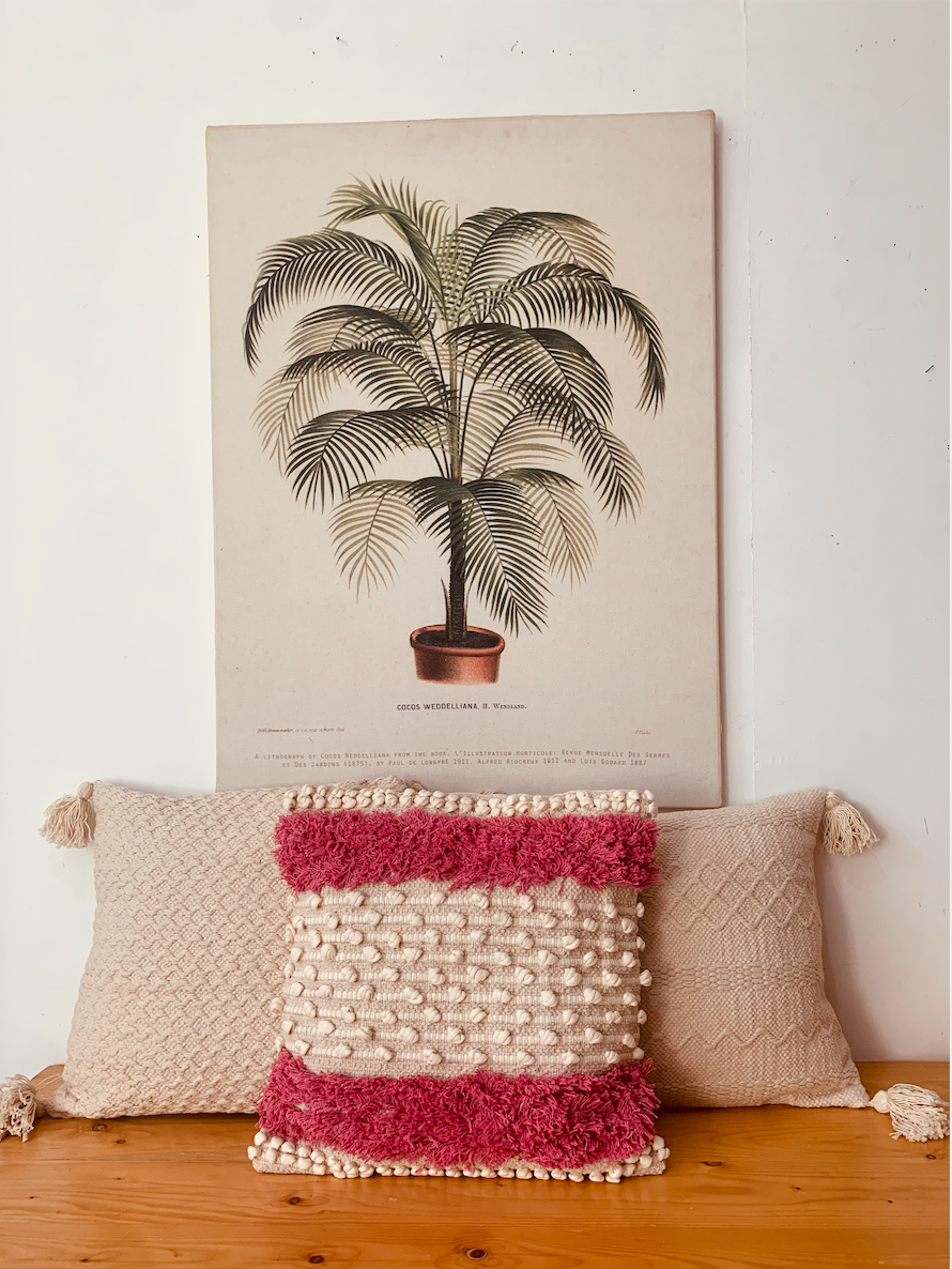 Pink textured stripe design cushion cover  45*45