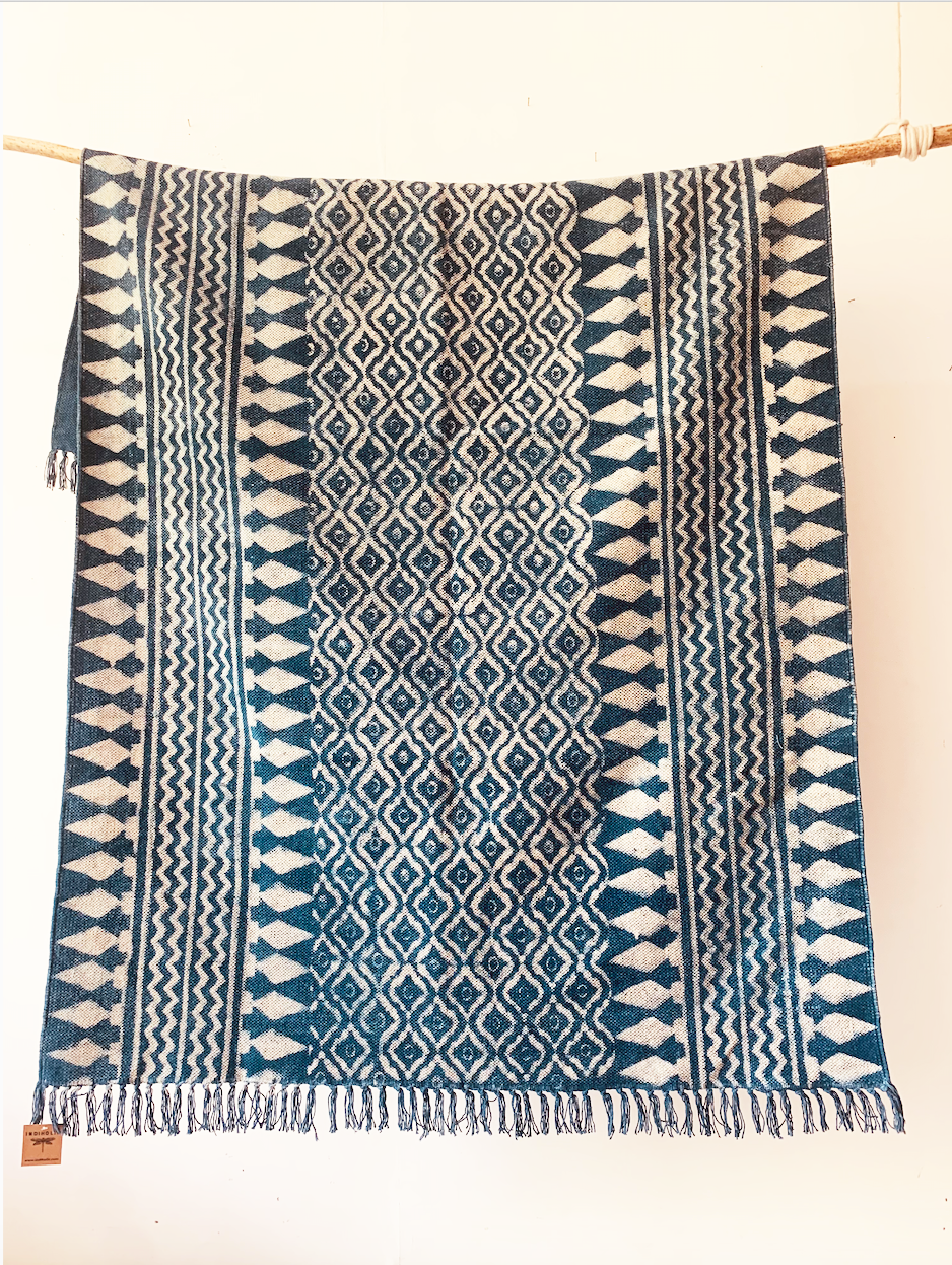 Vertical medley of motif Indigo rug Cotton rug 4*6 ft/120*180 cm